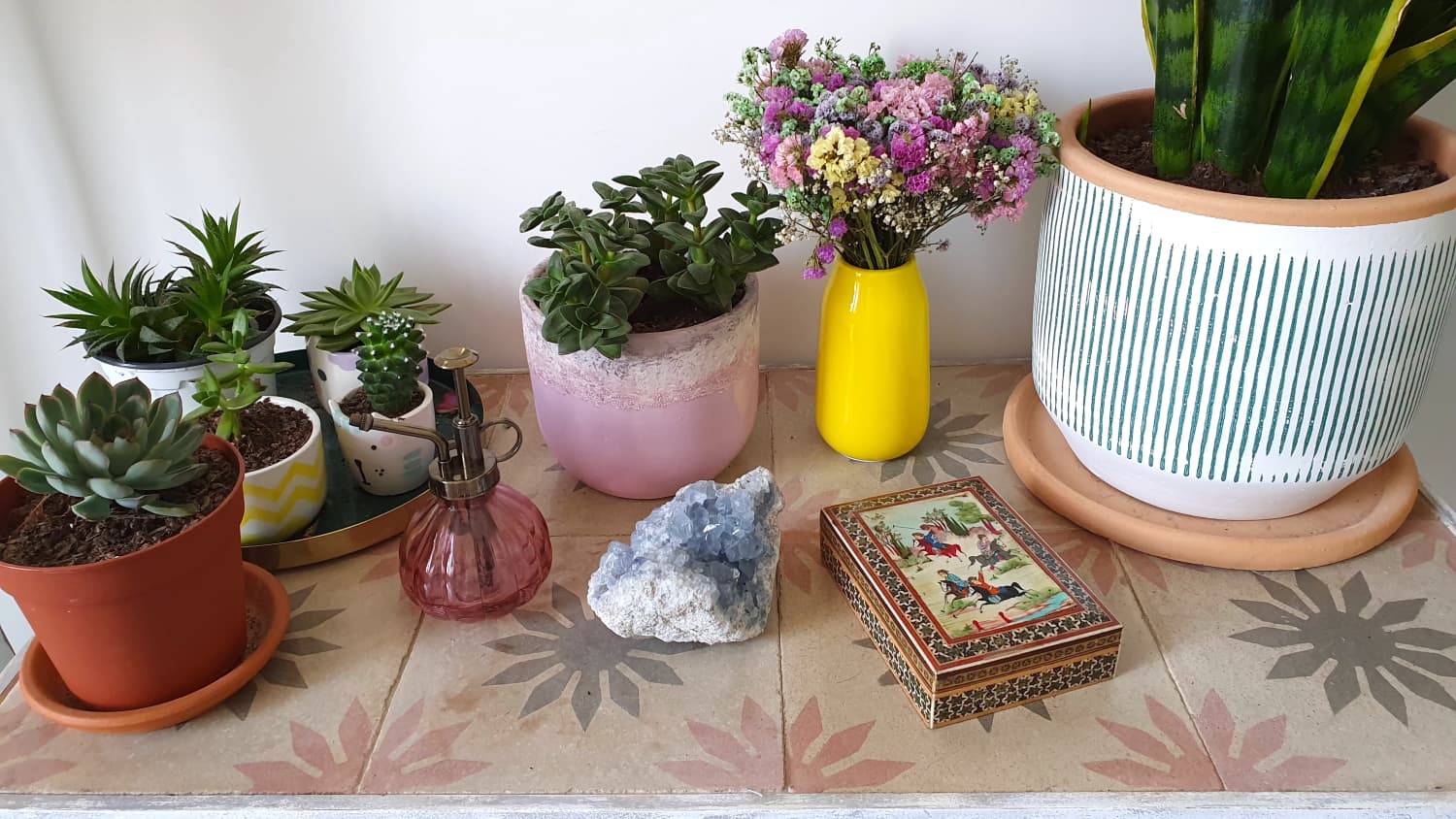 Pot within a sale pot